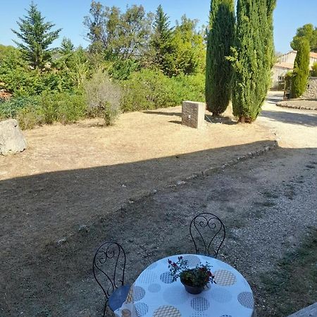 Chez Mamie 2 Apartamento Maussane-les-Alpilles Exterior foto