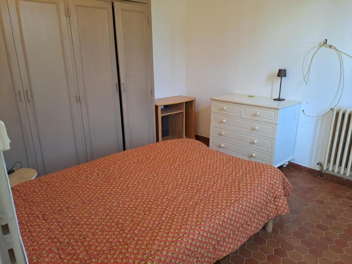 Chez Mamie 2 Apartamento Maussane-les-Alpilles Exterior foto